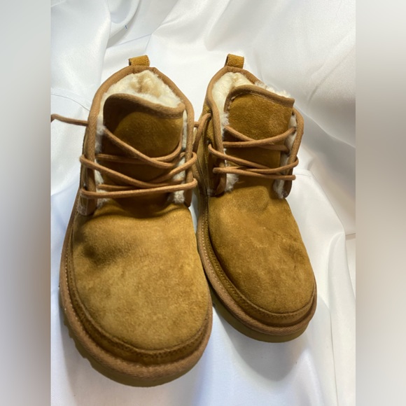 Neumel Uggs (Chestnut) - Picture 6 of 13